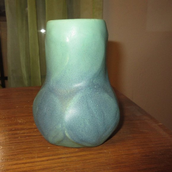Vintage VAN BRIGGLE Art Pottery Vase - Picture 1 of 5
